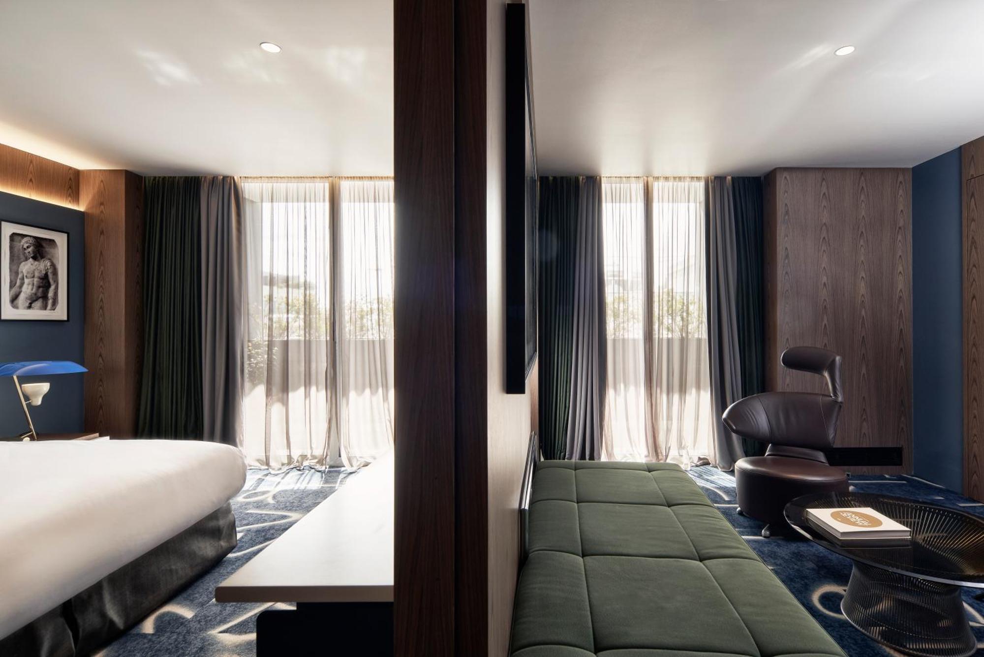Executive Suite
